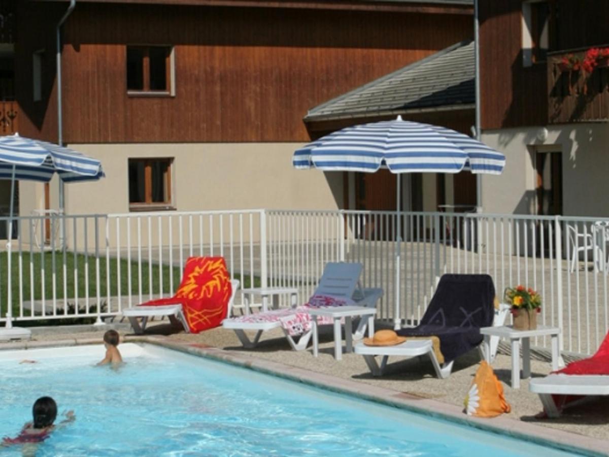 Studio Mansarde Avec Balcon, Piscine Et Parking Souterrain A Samoens - Fr-1-629-92 ภายนอก รูปภาพ