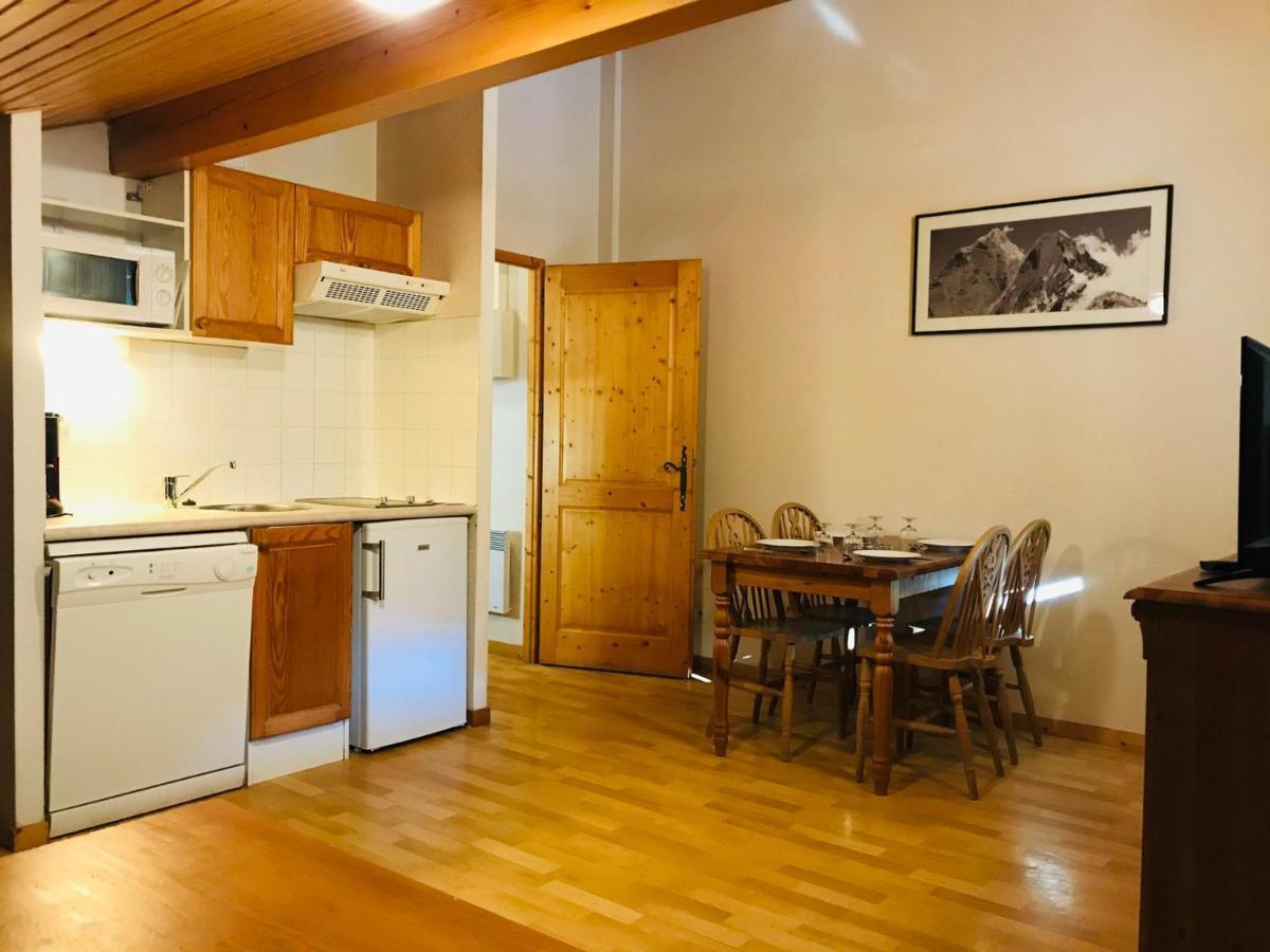 Studio Mansarde Avec Balcon, Piscine Et Parking Souterrain A Samoens - Fr-1-629-92 ภายนอก รูปภาพ